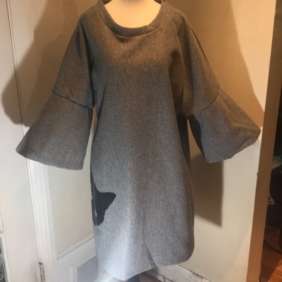 “ORDERPLUS” Bell Sleeved Cat Dress . - Picture 4 of 11